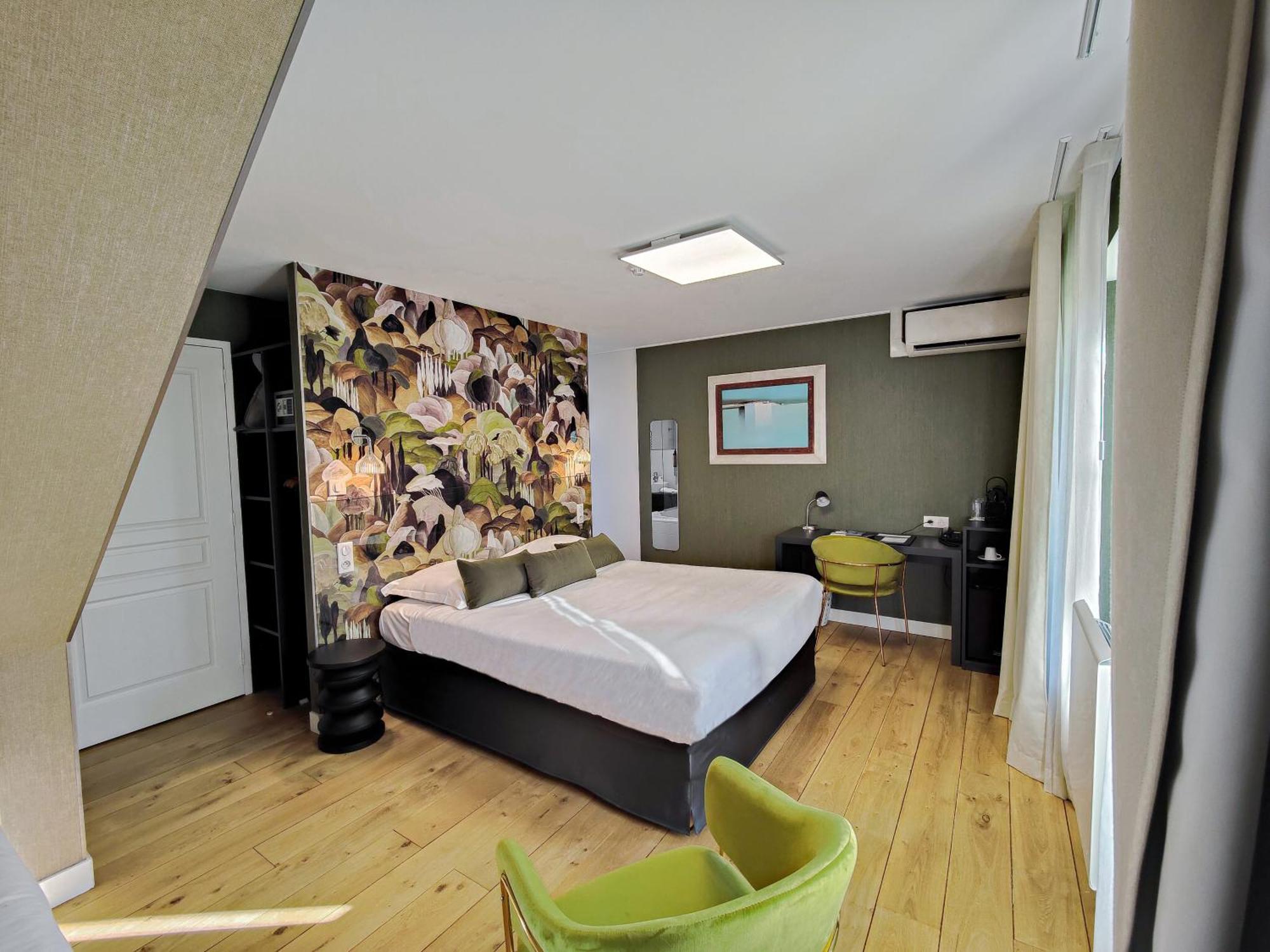 Hotel Chateau De La Barbiniere Saint Laurent sur Sevre Bagian luar foto